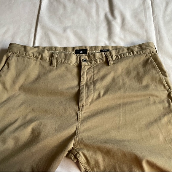 Men’s DC Casual Khaki Straight Pants Size 38 - Picture 12 of 15